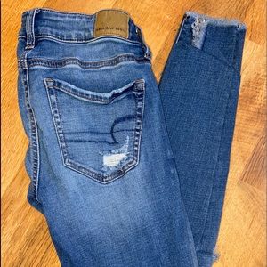 distressed ae jeans size 2